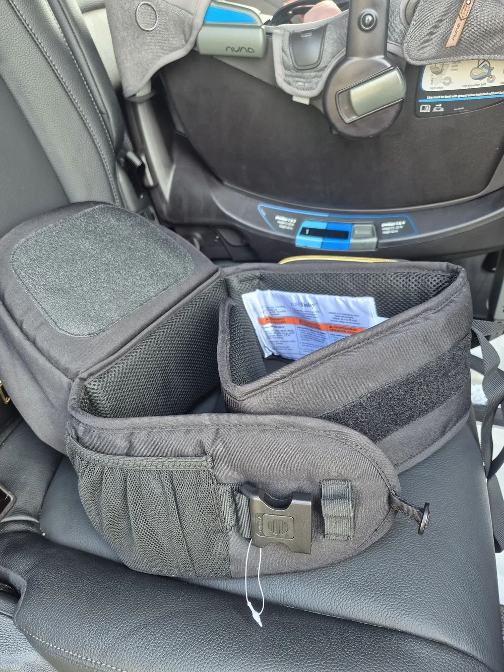 Tushbaby black compact